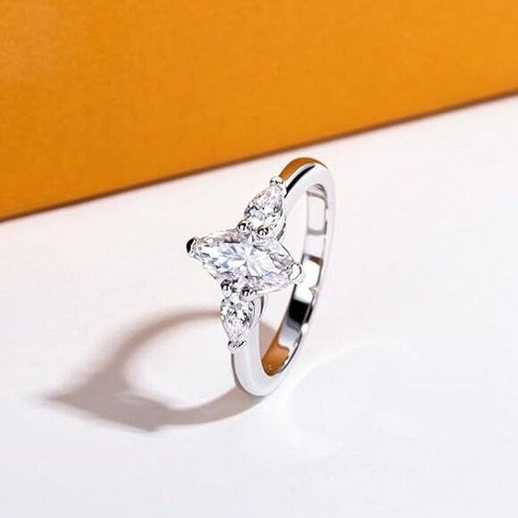 1.6cttw Marquise Cut Moissanites 3 stone D Color VVS1 Clarity Engagement Ring - Picture 3 of 6